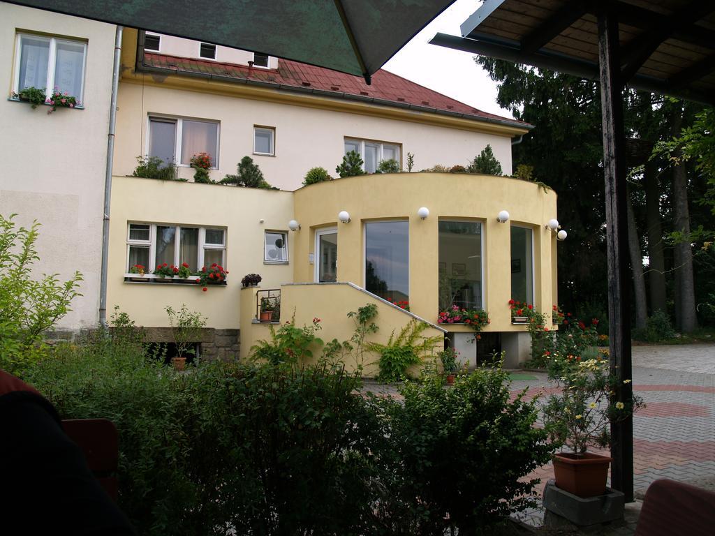 Strmilov Pension Pod Sibenakem מראה חיצוני תמונה